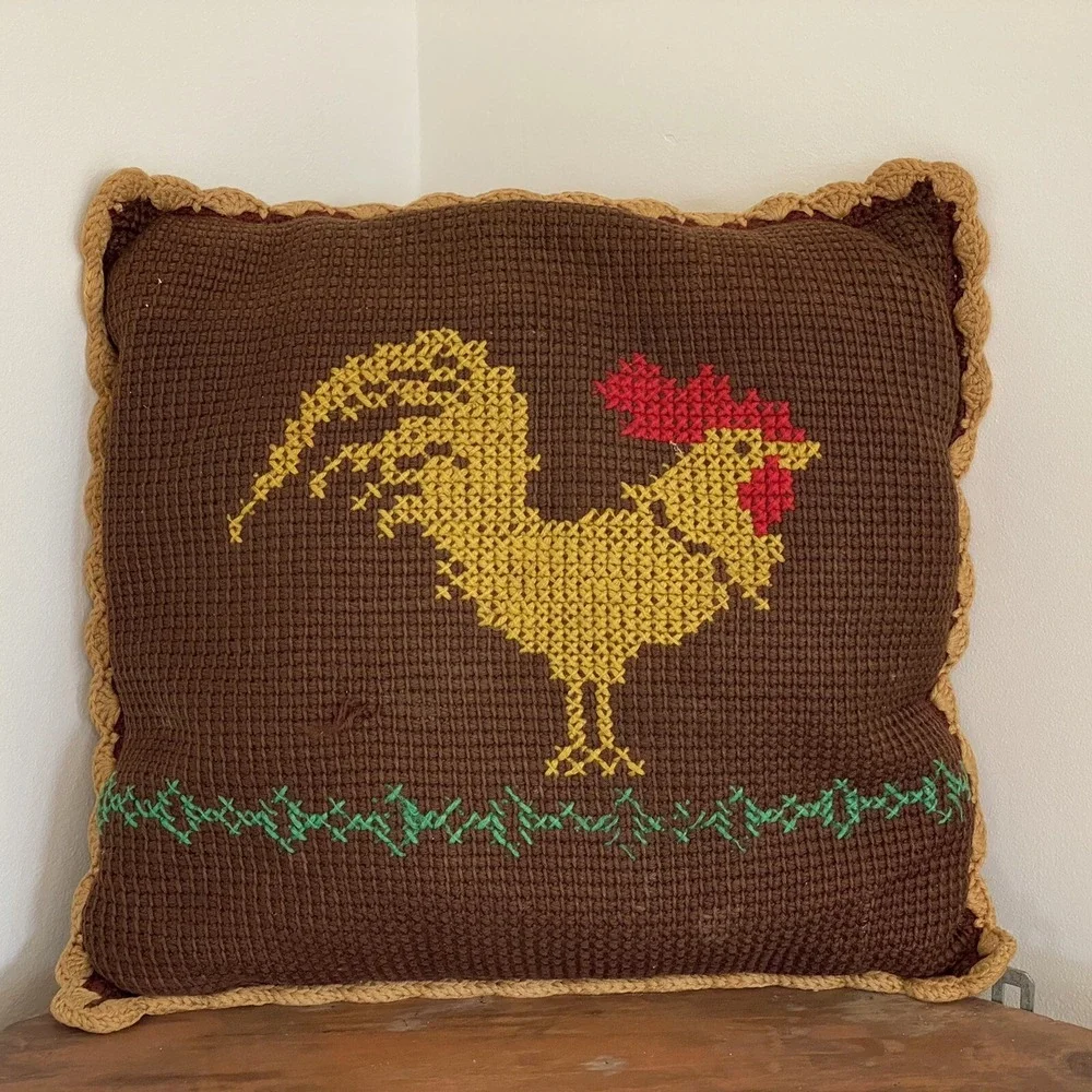 Embroidery Pillow Eagle / Rooster Double Sided  17